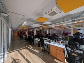 Office in Barcelona, Barcelona for lease Interior Photo- Image 2 of 20