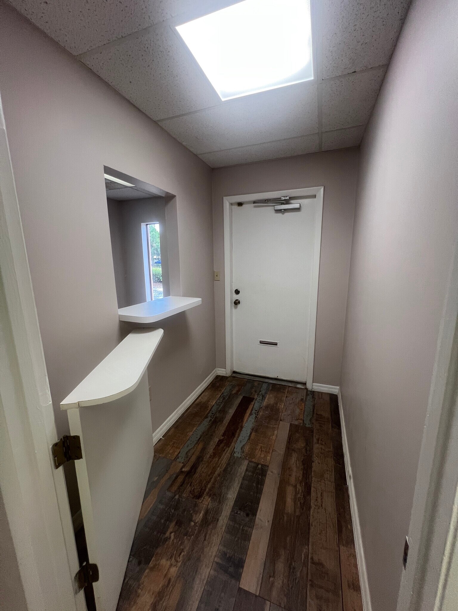 6449 38th Ave, Saint Petersburg, FL for lease Interior Photo- Image 1 of 18