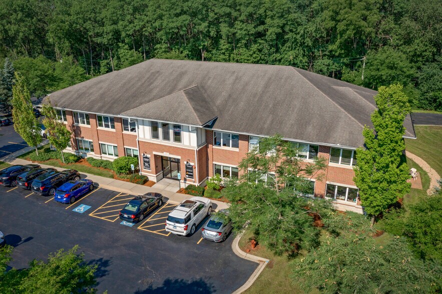 2455 Dean St, St Charles, IL for sale - Building Photo - Image 1 of 27