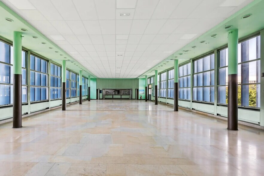 Flex dans Alfortville à louer - Photo du bâtiment - Image 3 de 6