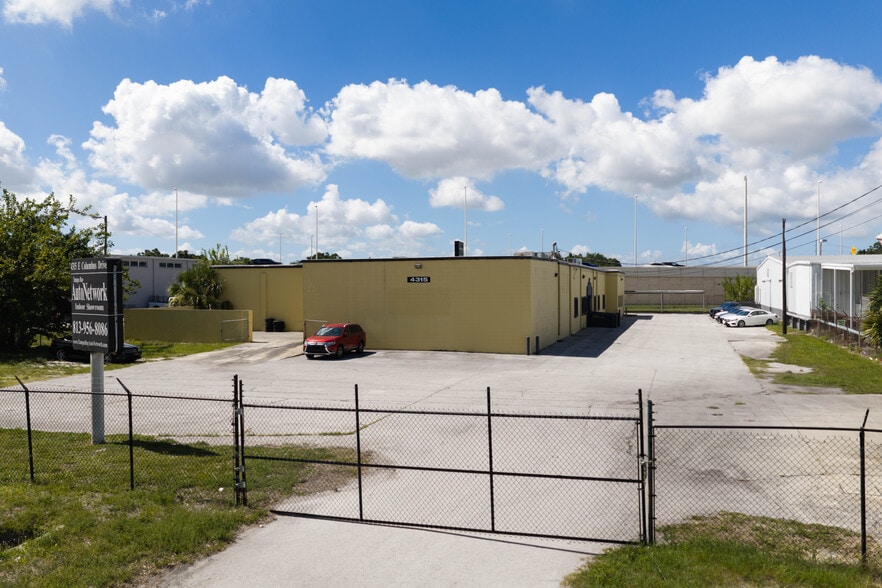 4315 E Columbus Dr, Tampa, FL for sale - Building Photo - Image 1 of 17