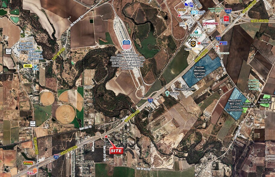 13830 Benton City Rd, Von Ormy, TX à vendre - Photo du bâtiment - Image 2 de 3