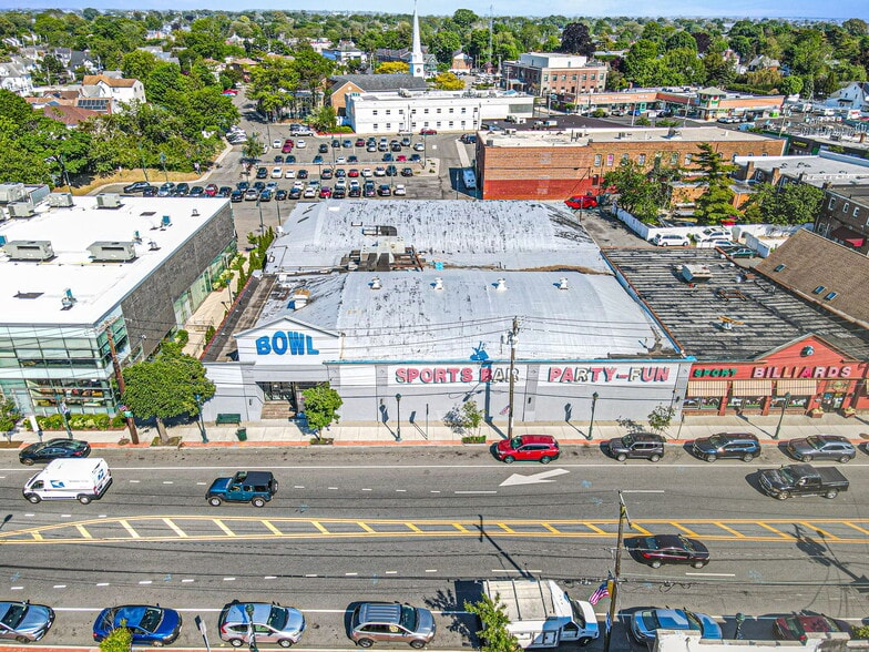 2407 Grand Ave, Baldwin, NY for sale - Aerial - Image 3 of 15
