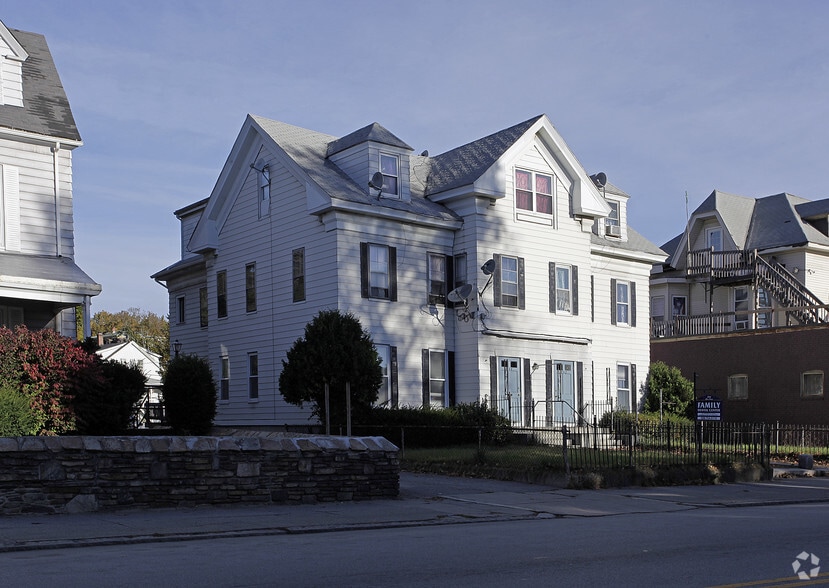 862-864 Main St, Worcester, MA for sale - Building Photo - Image 2 of 2