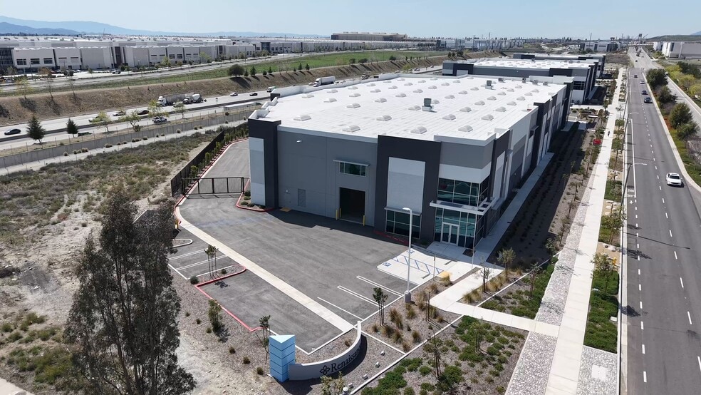 NWC Linden Ave & Casmalia, Rialto, CA for lease - Commercial Listing Video - Image 2 of 7