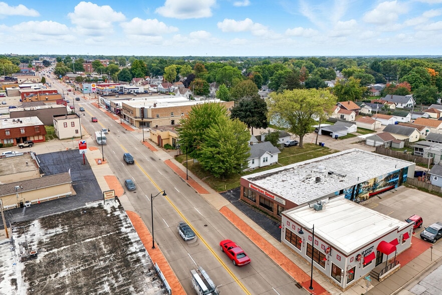 3006 Avenue of the Cities, Moline, IL à vendre - Photo du bâtiment - Image 3 de 27
