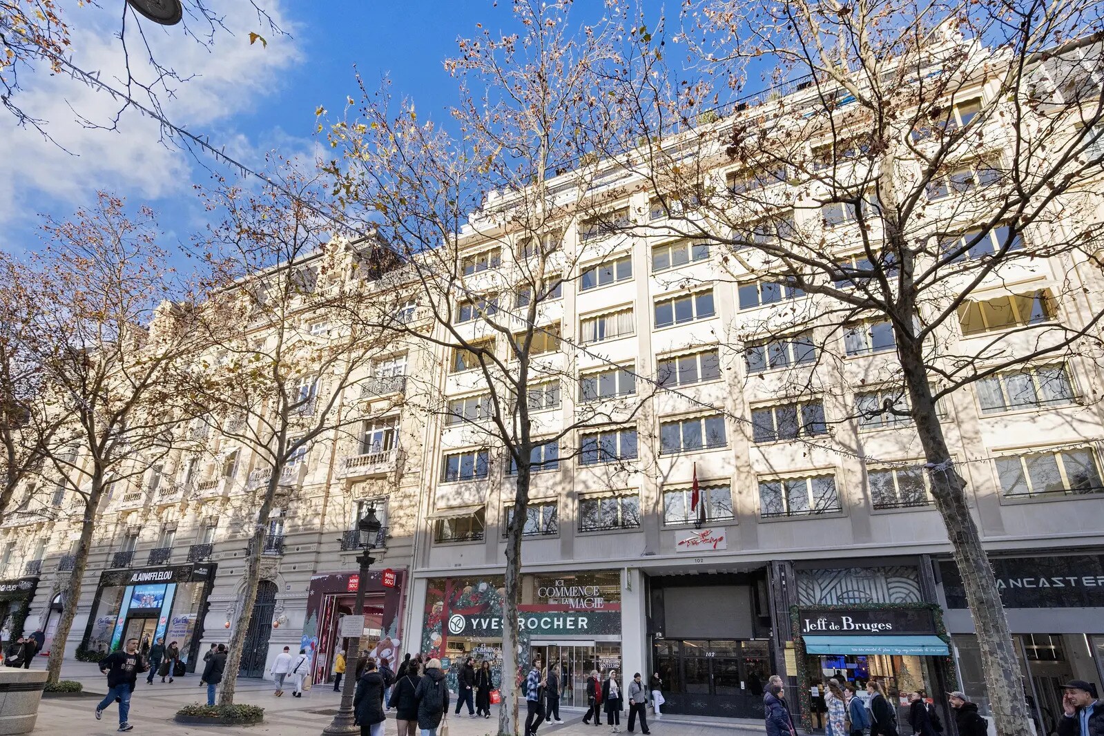 Office in Paris for sale Building Photo- Image 1 of 9