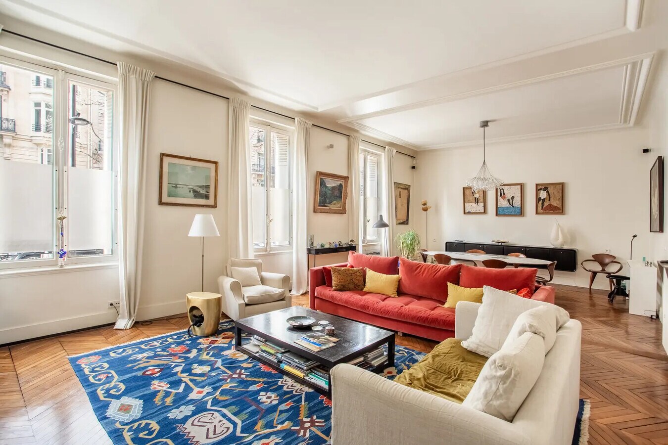 Paris, PAR 75017 - Unit undefined -  - Interior Photo - Image 1 of 19