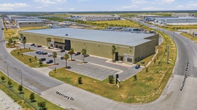 14206 Mercury Dr, Laredo, TX for lease Interior Photo- Image 1 of 17