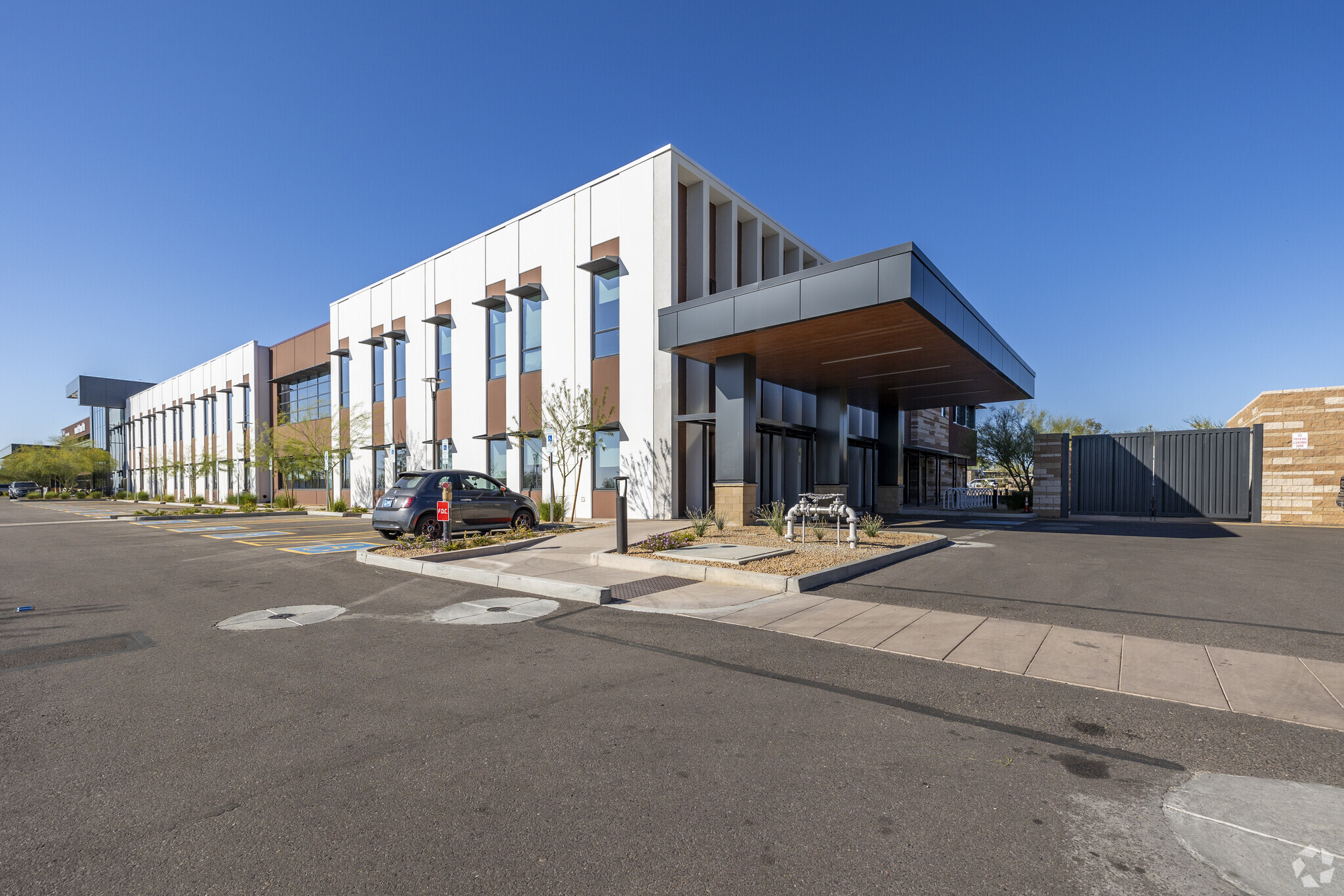 20159 N Scottsdale Rd, Scottsdale, AZ for lease Primary Photo- Image 1 of 5