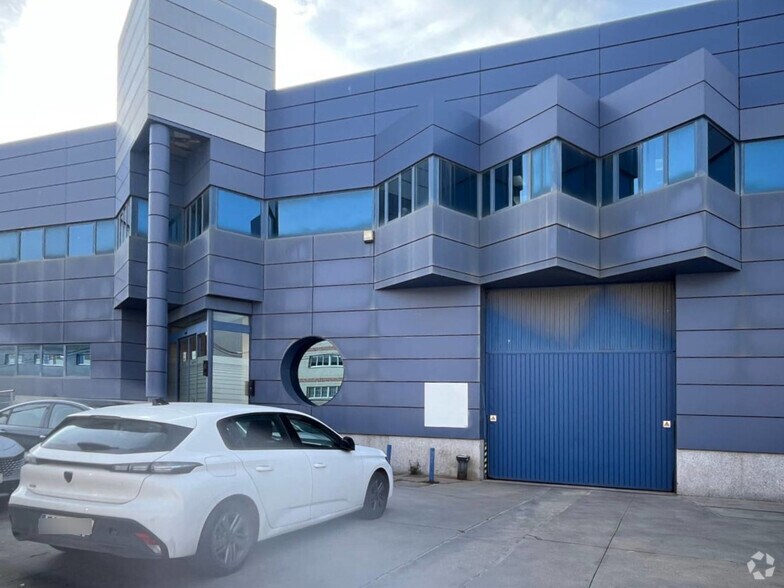 Industriel dans Getafe, Madrid à vendre - Photo du bâtiment - Image 2 de 21