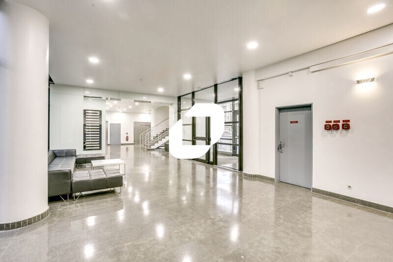 2 Boulevard Vauban, Montigny-le-Bretonneux à louer - Hall d’entrée - Image 2 de 25