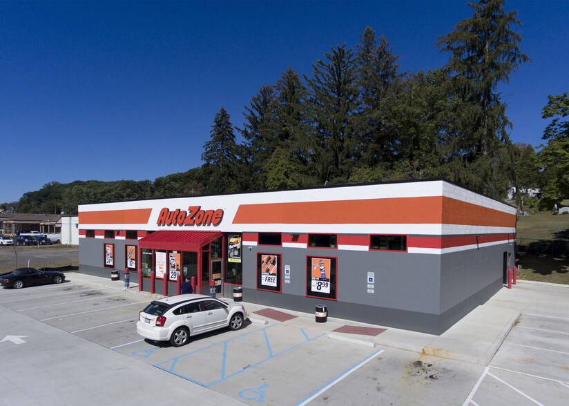 40-65 Dallas Shopping Ctr, Dallas, PA à louer - Autre - Image 3 de 9