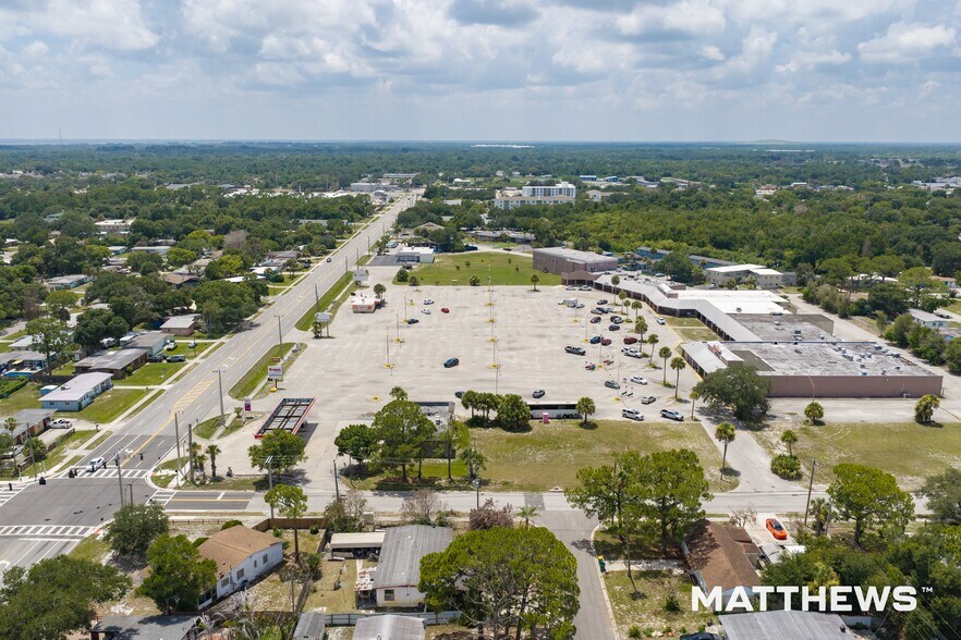 1208-1234 Dixon Blvd, Cocoa, FL à vendre - Photo du bâtiment - Image 2 de 5