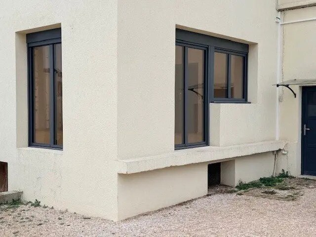 Bureau dans Chalon-sur-Saône à louer - Photo du bâtiment - Image 3 de 5