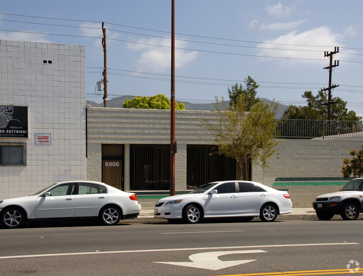 Building Photo