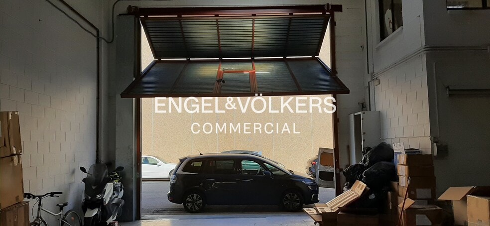 Industrial in Castellar del Vallès, Barcelona for sale - Interior Photo - Image 2 of 9