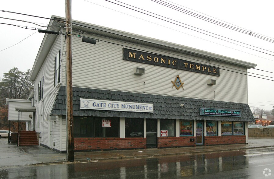 106 Main St, Salem, NH à louer - Photo du bâtiment - Image 2 de 3