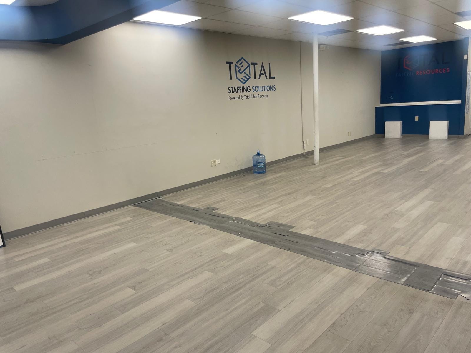 22-28 Phelps Ave, Romeoville, IL for lease Interior Photo- Image 1 of 5