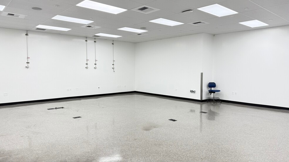 708-720 S Palm Ave, Alhambra, CA for lease - Building Photo - Image 2 of 7