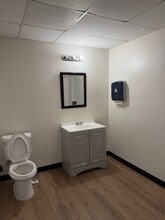 535 Cooper Commerce Dr, Apopka, FL à louer Photo intérieure- Image 2 de 3