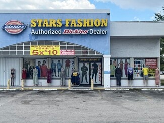 More details for 4882 NW 167th St, Miami Lakes, FL - Retail for Sale