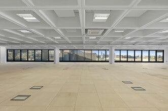 91 Brick Ln, London for lease Interior Photo- Image 2 of 3