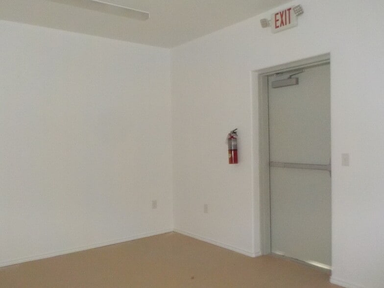 6201 FM 106 UNIT 9, Harlingen, TX à louer - Photo intérieure - Image 2 de 14