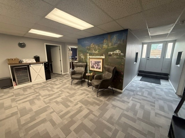 300 Cedar Blvd, Pittsburgh, PA à louer Photo intérieure- Image 1 de 9
