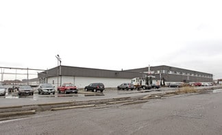 Plus de détails pour 145 Carrier Dr, Toronto, ON - Industriel à louer