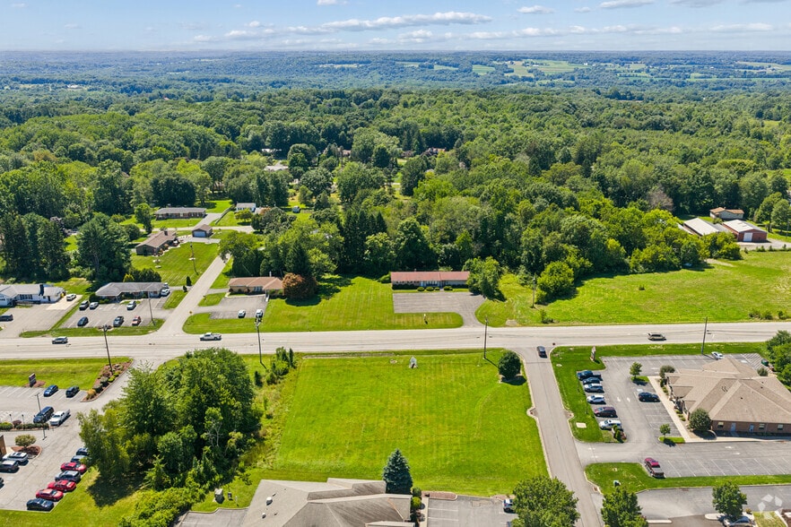 120 Enclave, New Castle, PA for sale - Building Photo - Image 2 of 16