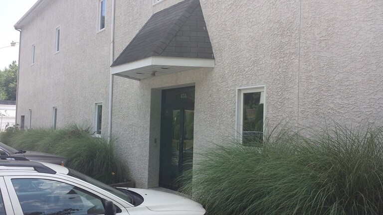 630 S Ridley Creek Rd, Media, PA à louer - Photo du bâtiment - Image 3 de 5