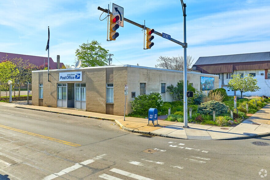 376 Lexington Ave, Rochester, NY à vendre - Photo du bâtiment - Image 3 de 7