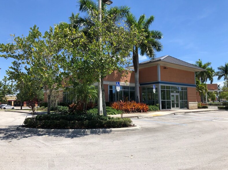 6805-7031 Taft St, Hollywood, FL for lease - Building Photo - Image 3 of 3