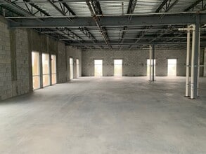 4848 Coconut Creek Pky, Coconut Creek, FL for lease Interior Photo- Image 1 of 1