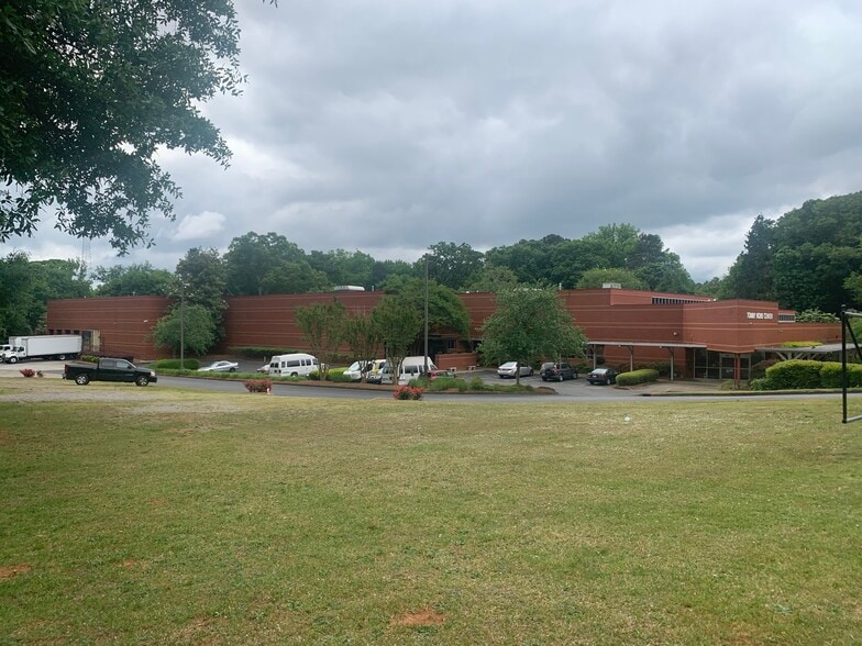 1480 Bells Ferry Rd, Marietta, GA for lease - Building Photo - Image 3 of 11