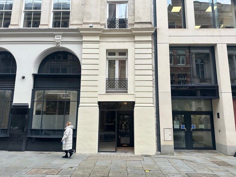 24 Chancery Ln, London for lease - Building Photo - Image 1 of 7
