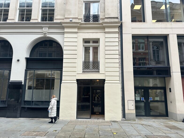 24 Chancery Ln, Londres à louer - Photo du bâtiment - Image 1 de 7