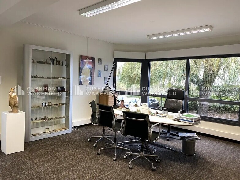 Industrial in Illkirch-Graffenstaden for sale - Building Photo - Image 2 of 10