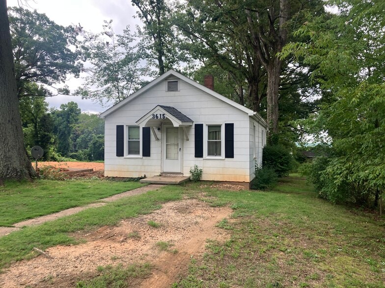3615 Hemlock Dr, Winston-Salem, NC for sale - Primary Photo - Image 1 of 1
