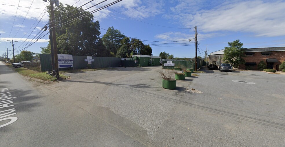 469 Old Airport Rd, New Castle, DE à louer - Photo du bâtiment - Image 3 de 4