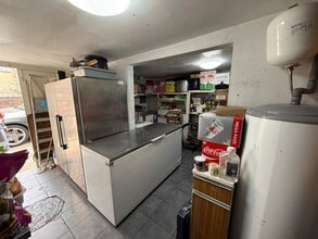 1 Littlehampton Rd, Worthing for lease Interior Photo- Image 1 of 9