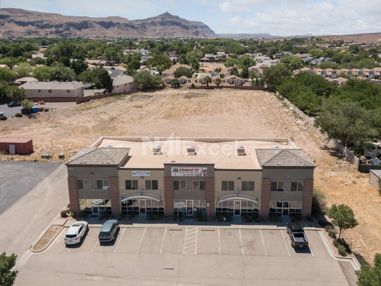 985 W State St, Hurricane, UT for lease - Building Photo - Image 2 of 4