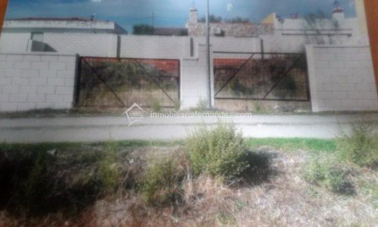 Land in Santa Marta de Magasca, Cáceres for sale Primary Photo- Image 1 of 2