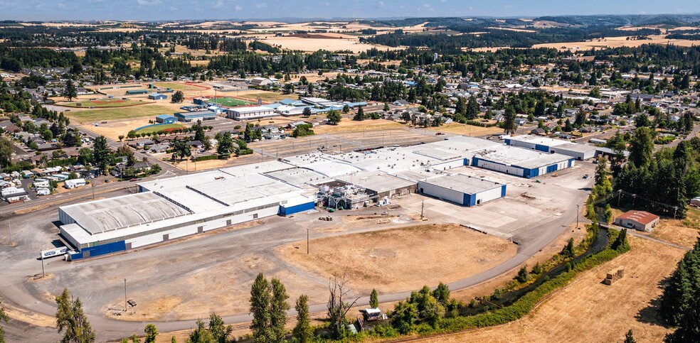 930 W Washington St, Stayton, OR for lease - Aerial - Image 1 of 13
