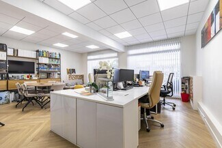 Plus de détails pour 29 Rue Jasmin, Paris - Bureau à louer