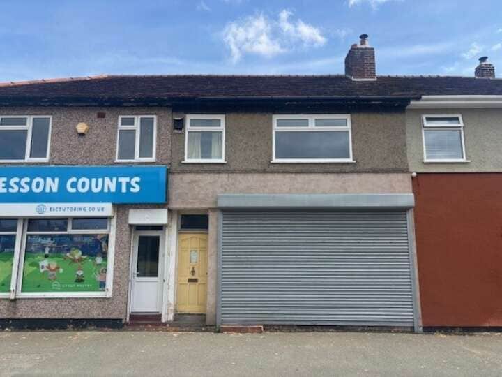 11 Town Ln, Wirral for lease Primary Photo- Image 1 of 2