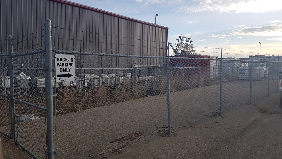 7471 Edgar Industrial Bnd, Red Deer, AB for lease - Building Photo - Image 2 of 42