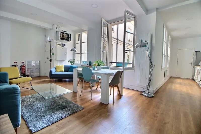219 Rue Saint-Denis, Paris for lease - Building Photo - Image 1 of 9