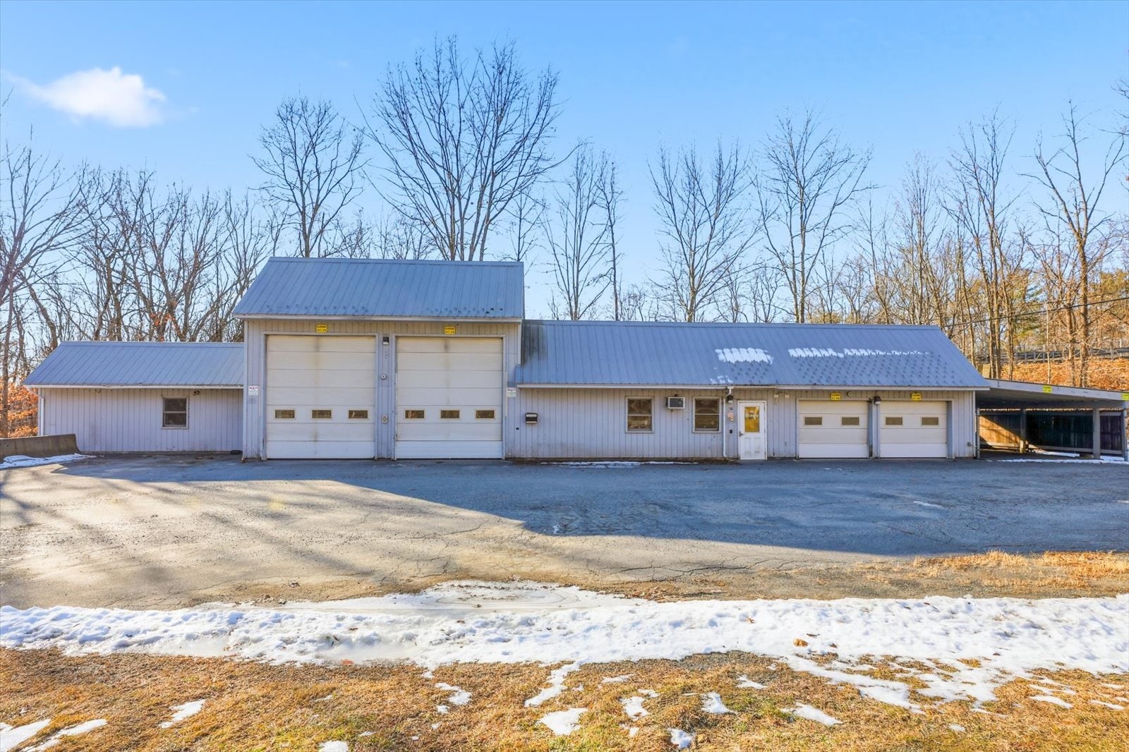 58 Main st, Charlestown, NH for sale Primary Photo- Image 1 of 24